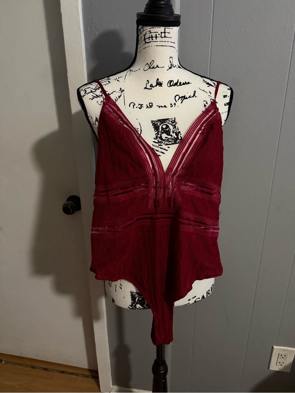 Lulus Women’s Lace-Trim Burgundy Bodysuit